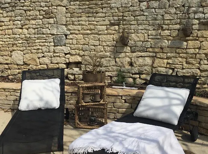 Bed & Breakfast Campagne Design Thaire